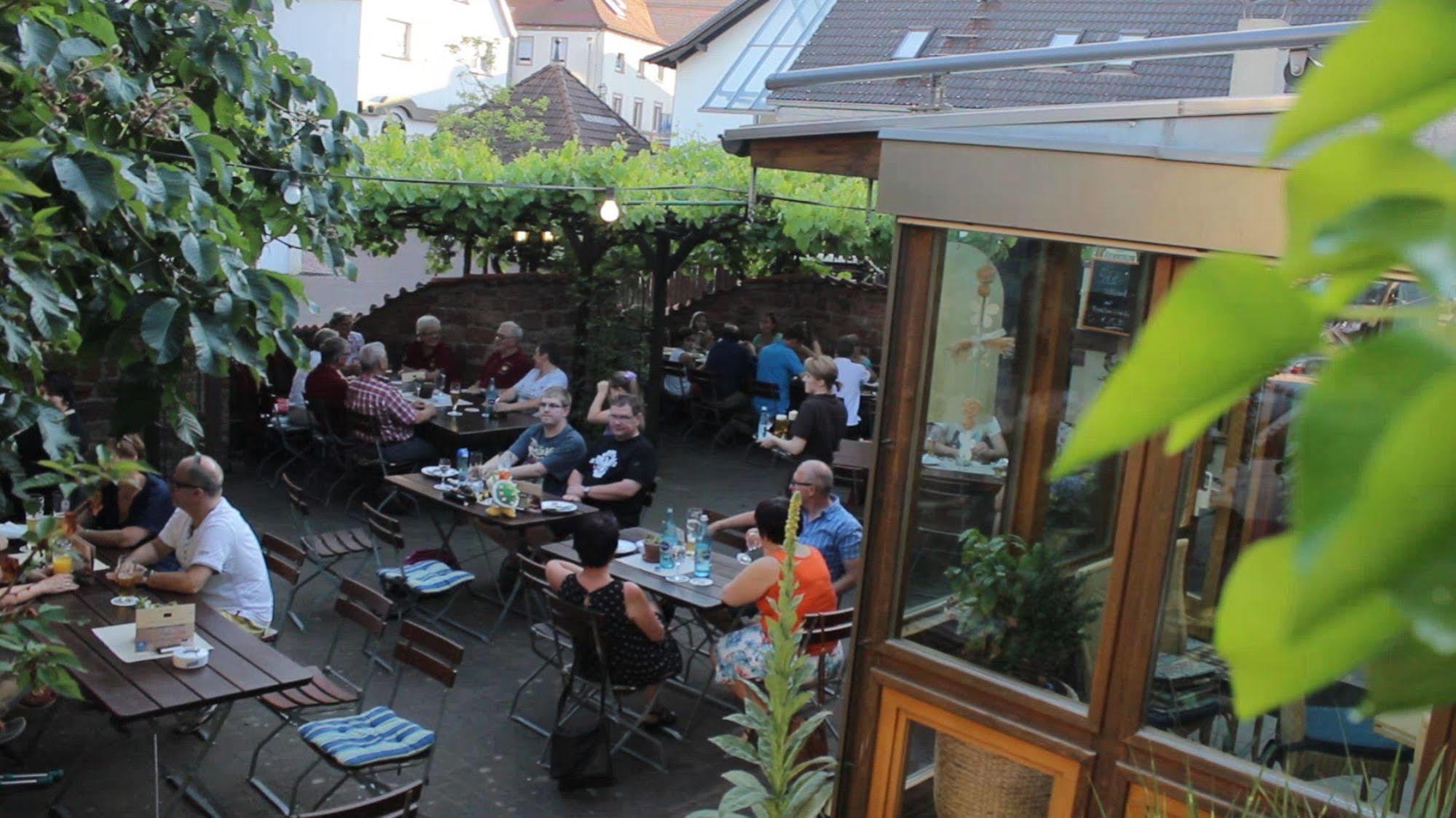Gasthof Zur Krone Leidersbach Eksteriør billede